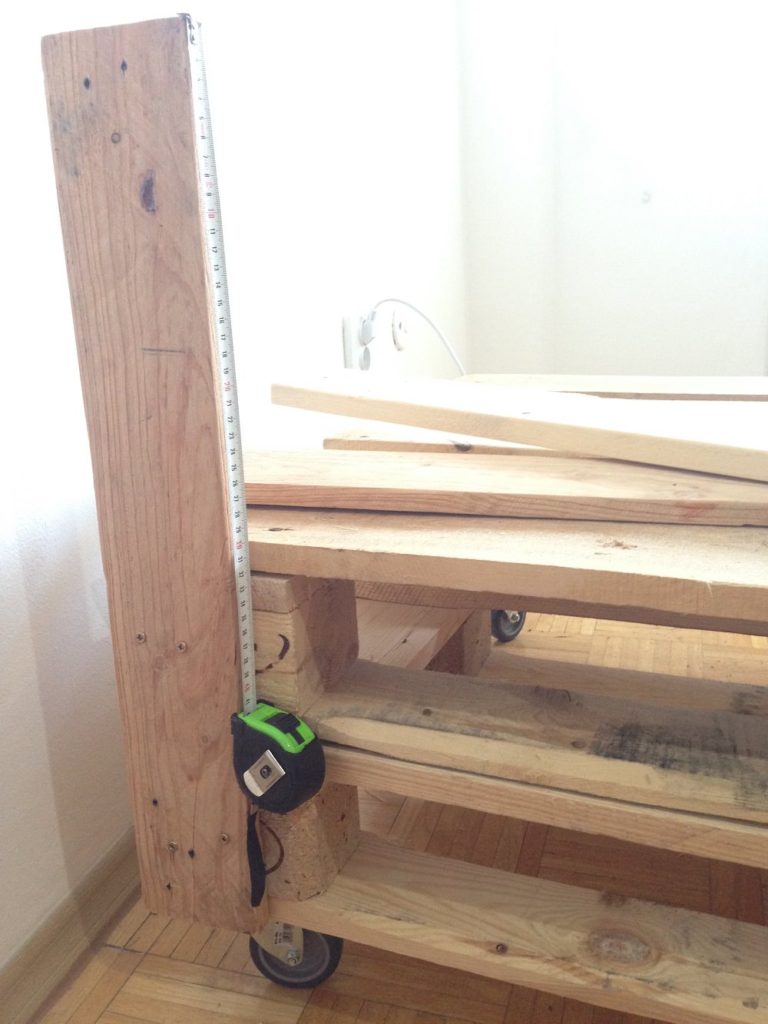 DIY - Euro Pallet furniture