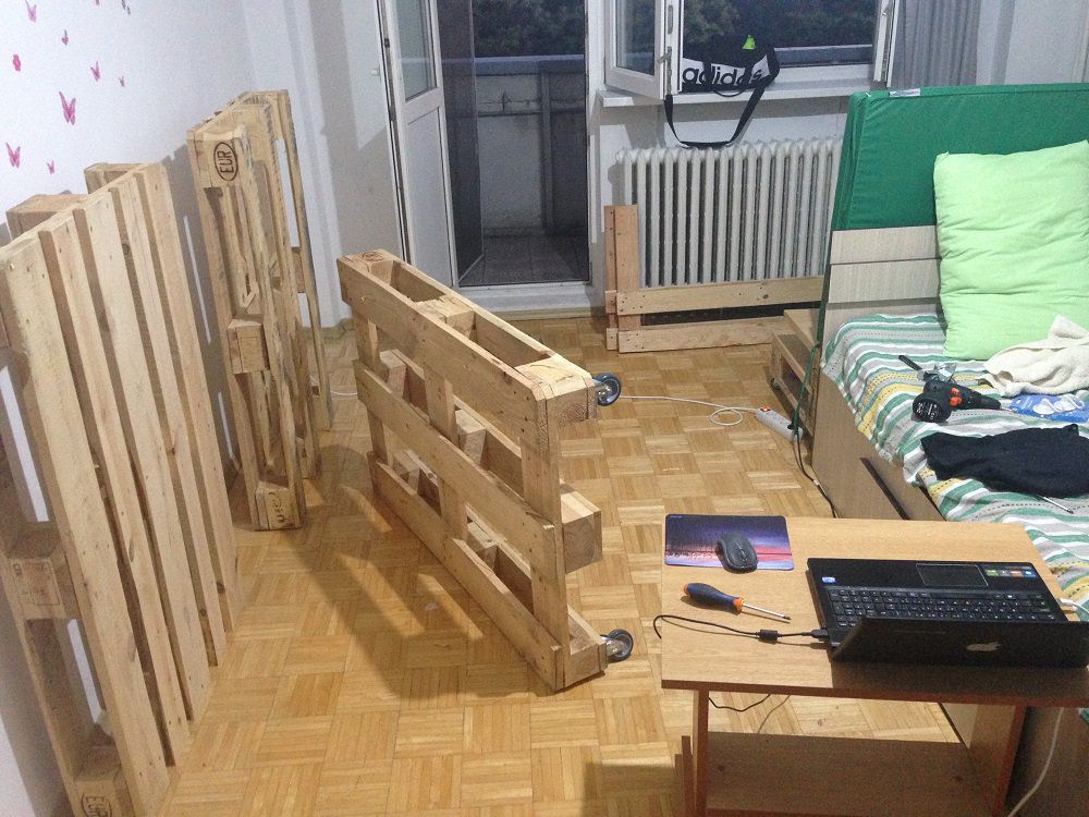DIY - Euro Pallet furniture (Update)