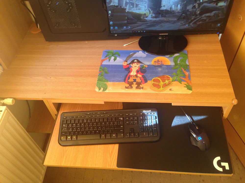 DIY - Upgrading PC Desk