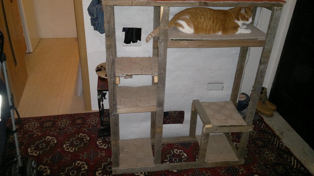 Do It Yourself - Castle for Cats